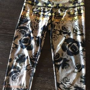 Teeki yoga pants
